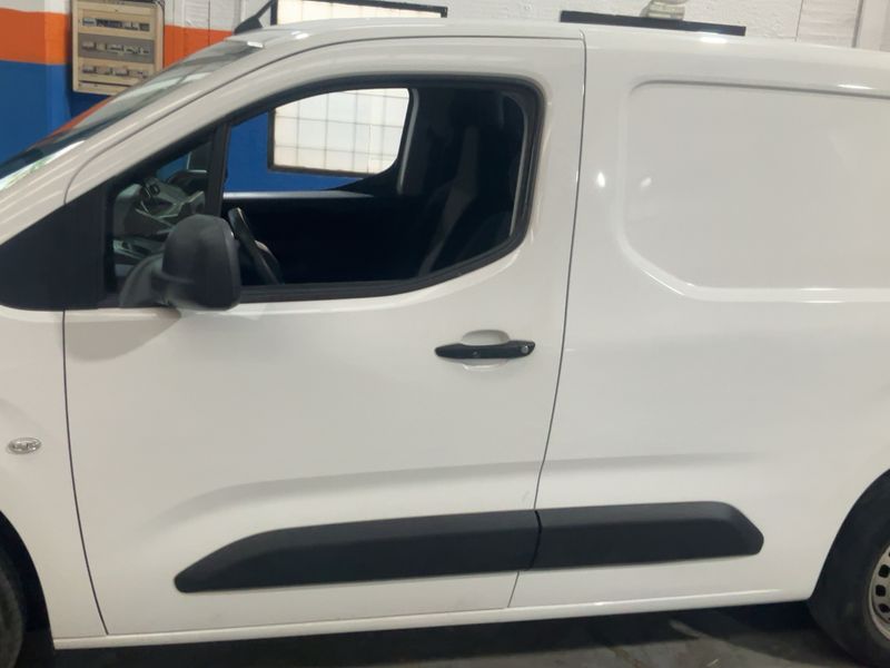 Peugeot Partner 1.6 Blue-HDi Pro L1 2020 – снимка 4