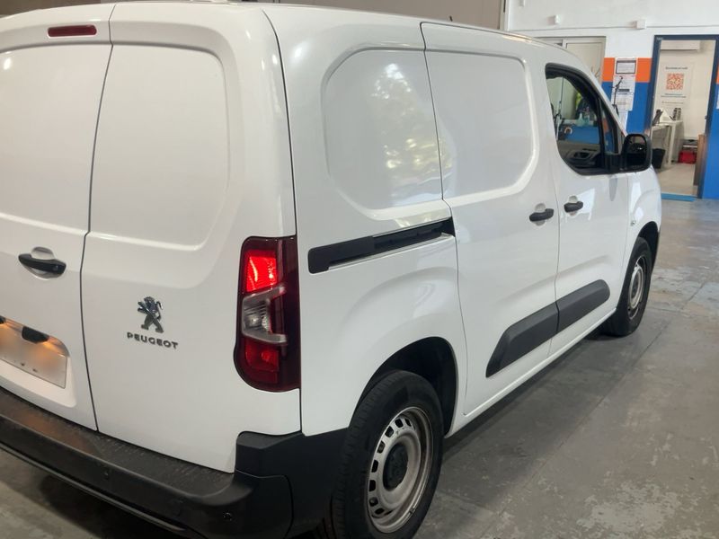 Peugeot Partner 1.6 Blue-HDi Pro L1 2020 – снимка 8