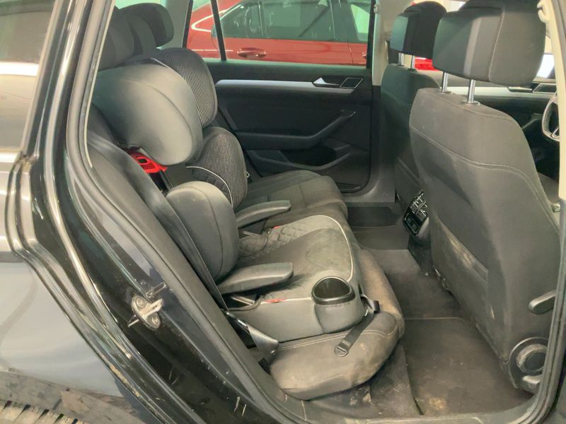 Volkswagen Passat 1.4 TSI ACT Comfortline BlueMotion Tech 2018 – снимка 19