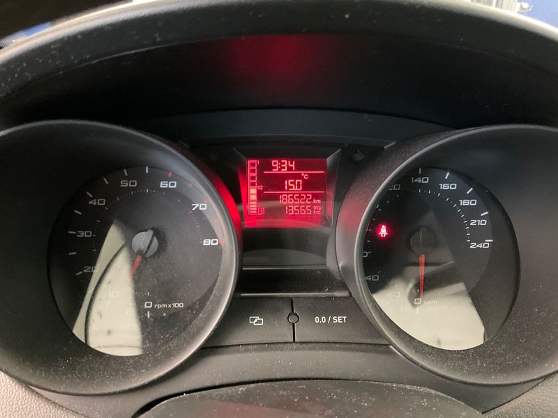Seat Ibiza 1.4 Reference 2012 – снимка 4