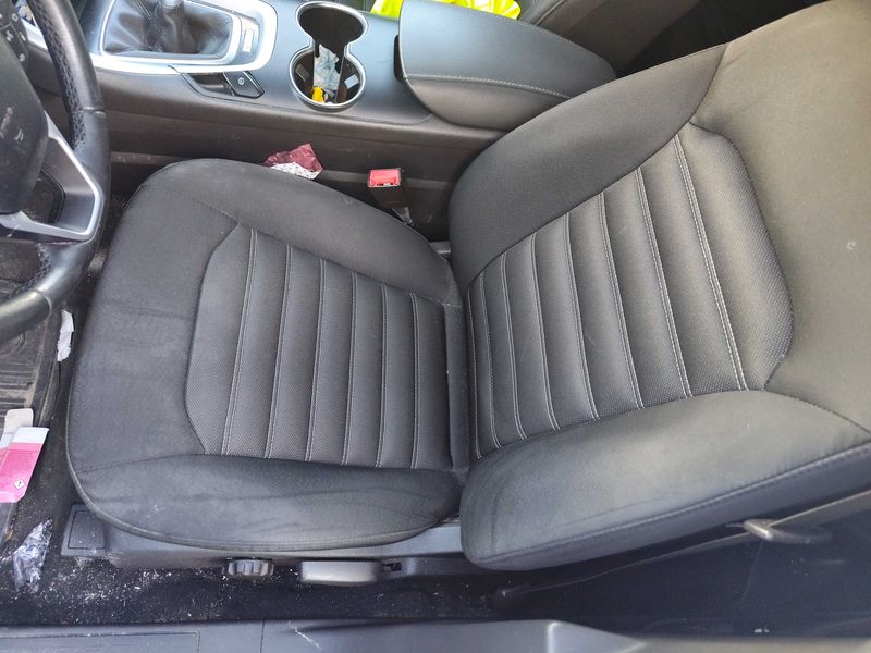 Ford Mondeo 2.0 TDCi Trend 2018 – снимка 26