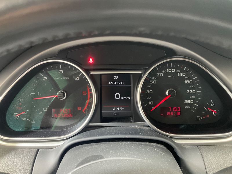 Audi Q7 3.0 V6 TDI quattro 2010 – снимка 18