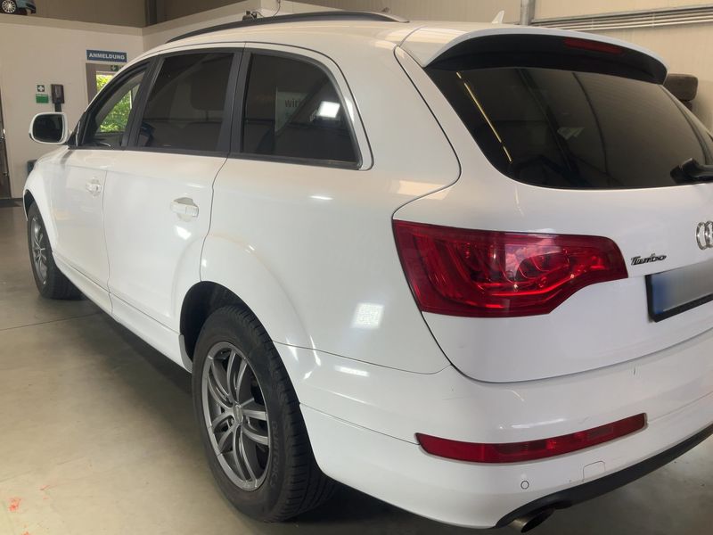 Audi Q7 3.0 V6 TDI quattro 2010 – снимка 6