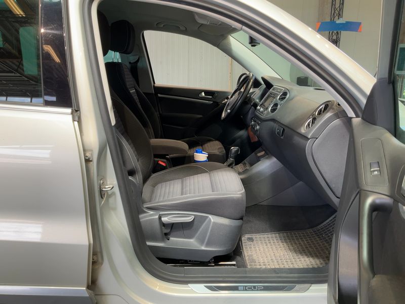 Volkswagen Tiguan 2.0 TSI Cup Sport & Style 4Motion 2014 – снимка 17