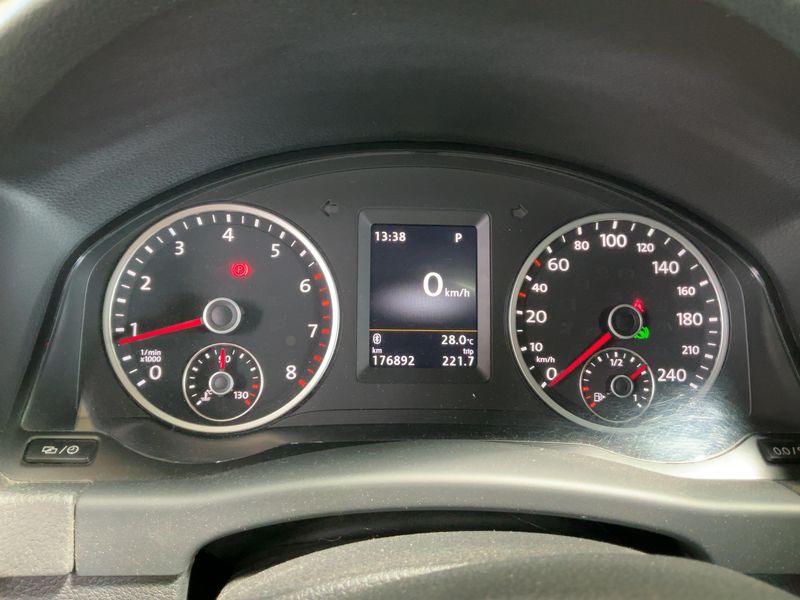 Volkswagen Tiguan 2.0 TSI Cup Sport & Style 4Motion 2014 – снимка 19