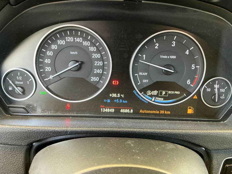 BMW 3er 330d 2013 – снимка 13
