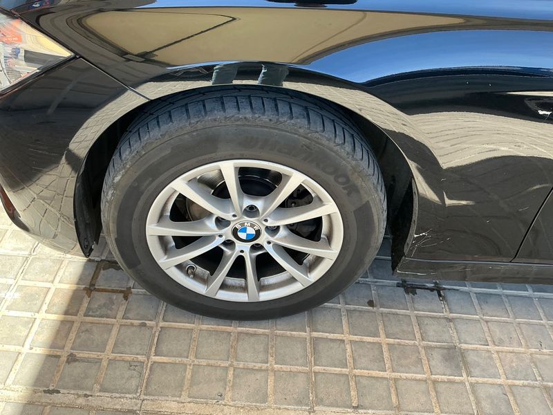 BMW 3er 330d 2013 – снимка 17