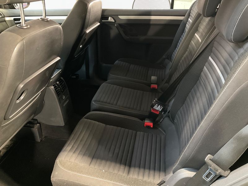 Volkswagen Touran 1.2 TSI Cup 2014 – снимка 28