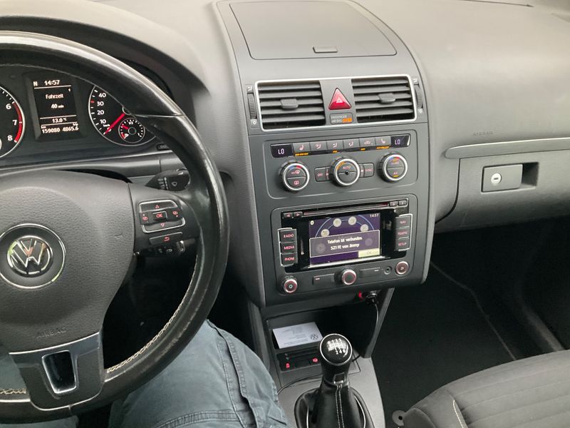 Volkswagen Touran 1.2 TSI Cup 2014 – снимка 18