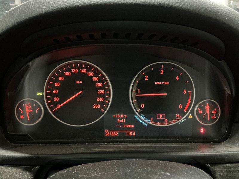 BMW 5er 520d Confort 2012 – снимка 18