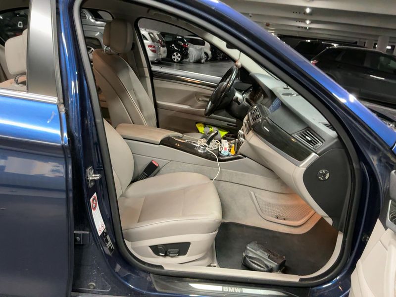 BMW 5er 520d Confort 2012 – снимка 16