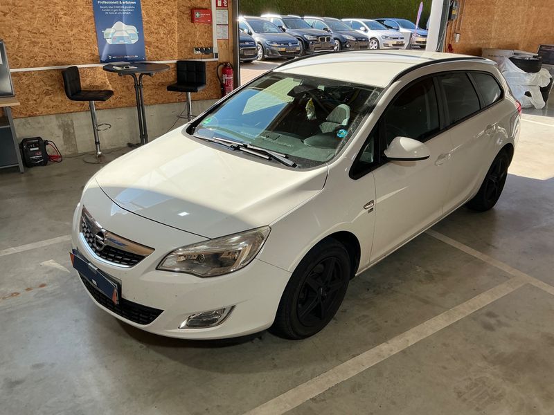 Opel Astra 1.7 CDTI 150 Jahre Opel 2012