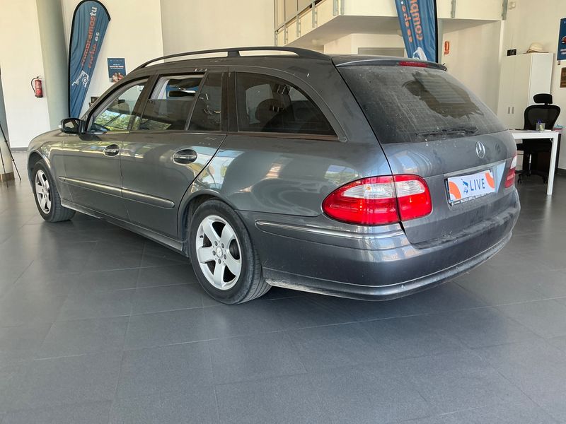 Mercedes-Benz E-Klasse E 320 CDI T Avantgarde 2006 – снимка 2