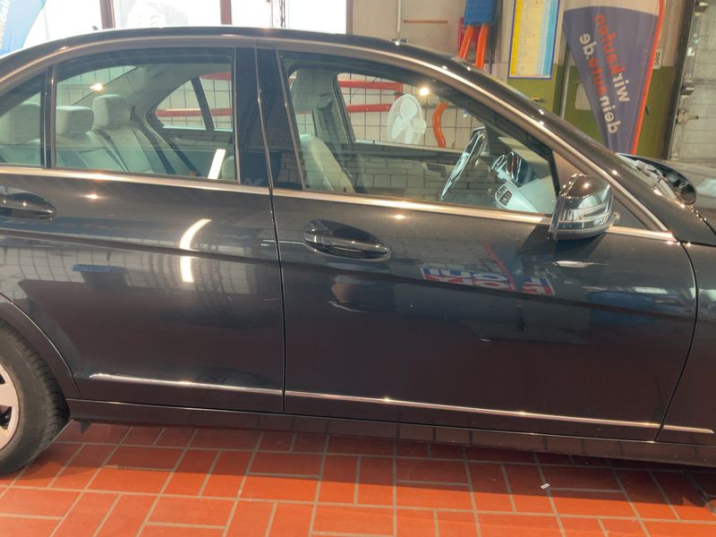 Mercedes-Benz C-Klasse C 200 CDI BlueEfficiency Avantgarde 2012 – снимка 10