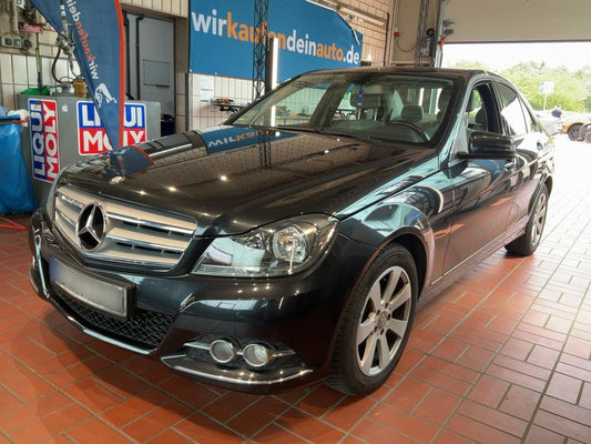 Mercedes-Benz C-Klasse C 200 CDI BlueEfficiency Avantgarde 2012