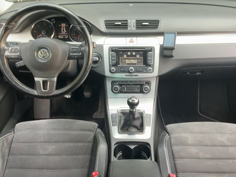 Volkswagen Passat CC 2.0 TDI 2010 – снимка 12