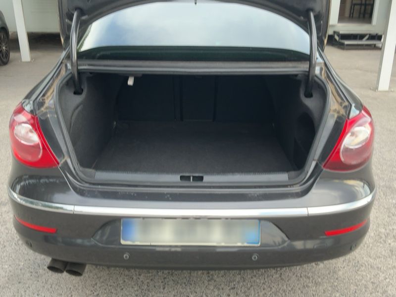 Volkswagen Passat CC 2.0 TDI 2010 – снимка 10