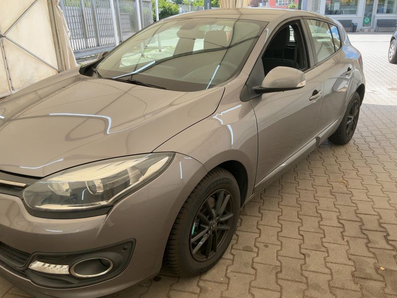 Renault Megane 1.2 Paris 2014 – снимка 2