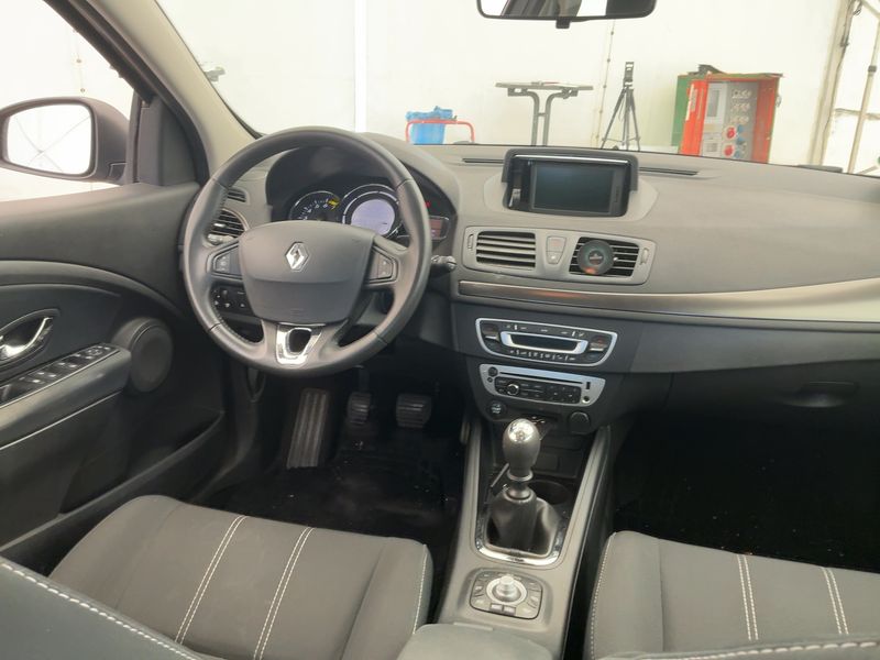 Renault Megane 1.2 Paris 2014 – снимка 17