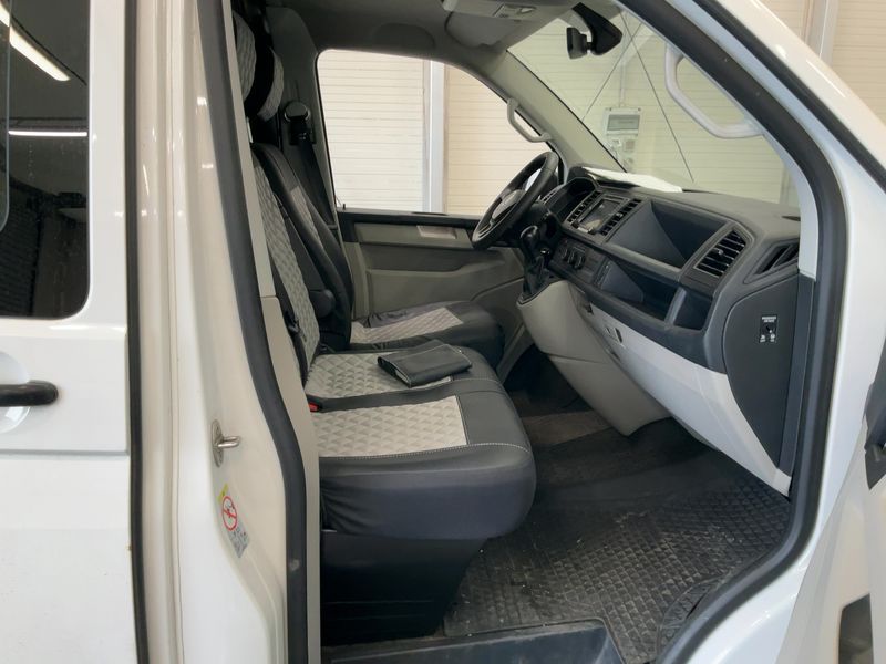 Volkswagen T6 Transporter 2.0 TDI Kasten lang 2019 – снимка 16