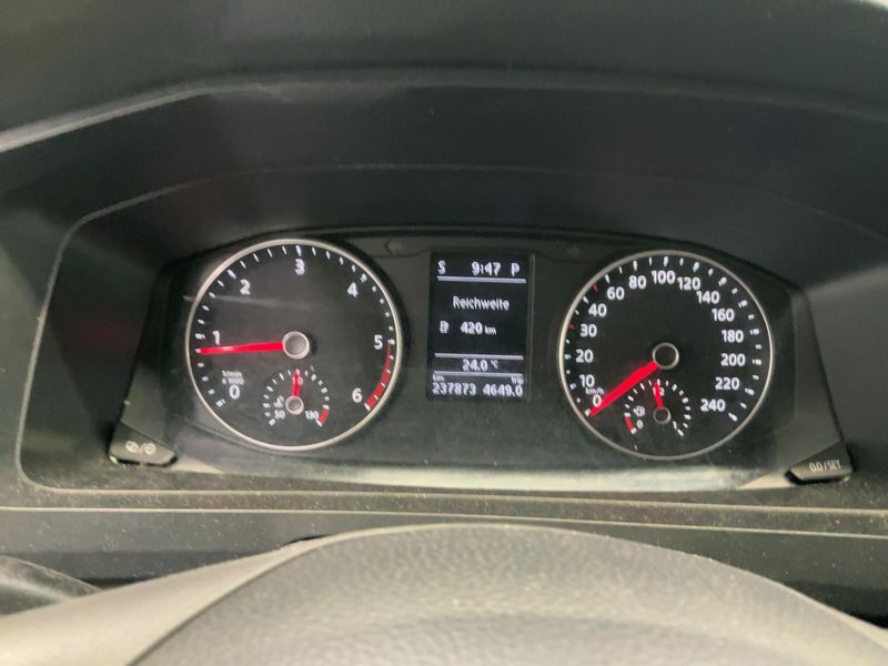 Volkswagen T6 Transporter 2.0 TDI Kasten lang 2019 – снимка 18