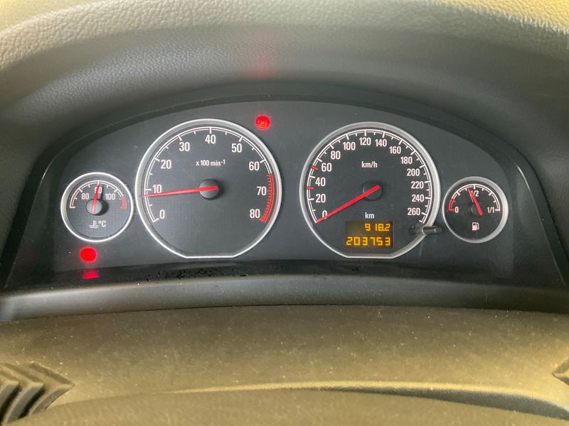 Opel Vectra 1.8 Elegance 2007 – снимка 4