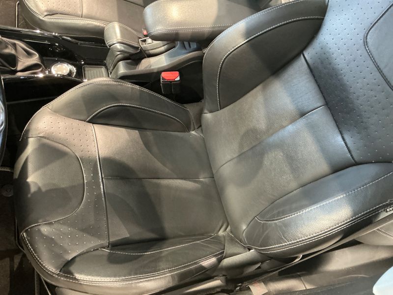 Peugeot 2008 1.2 PureTech Allure 2018 – снимка 27
