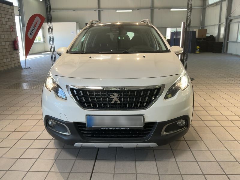 Peugeot 2008 1.2 PureTech Allure 2018 – снимка 14