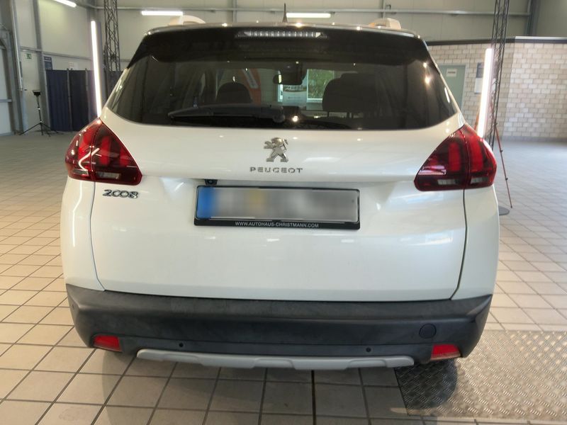 Peugeot 2008 1.2 PureTech Allure 2018 – снимка 7