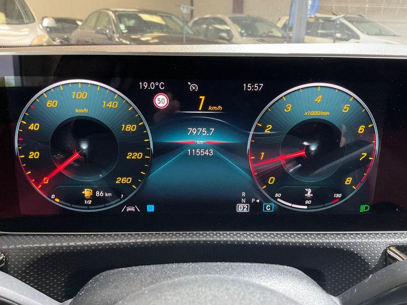 Mercedes-Benz A-Klasse A 250 4Matic AMG Line 2019 – снимка 18