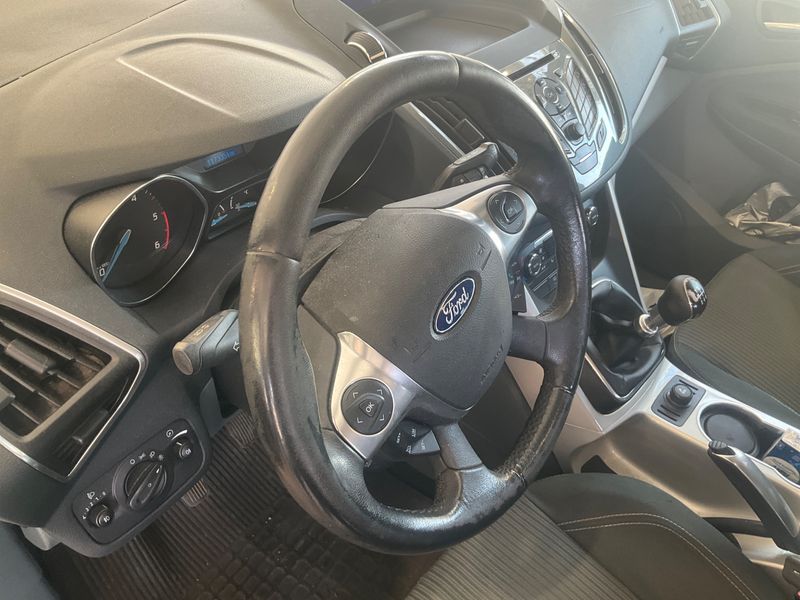 Ford C-Max 1.6 TDCi Titanium 2012 – снимка 34