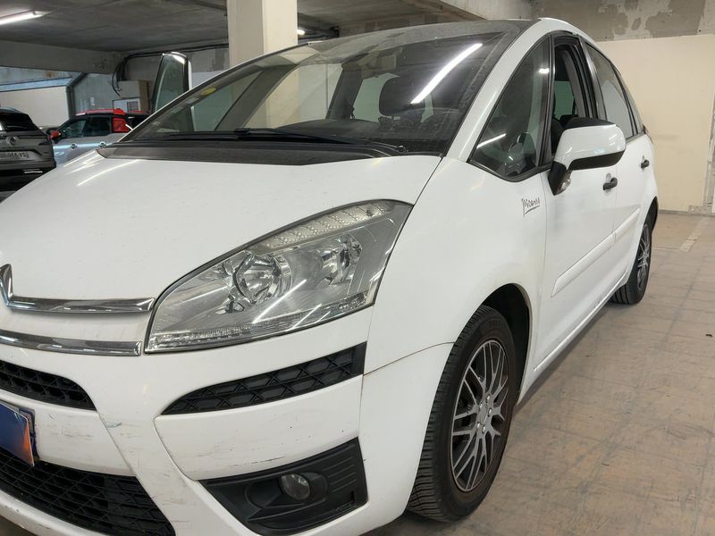 Citroen C4 Picasso 1.6 HDi Attraction 2011 – снимка 2