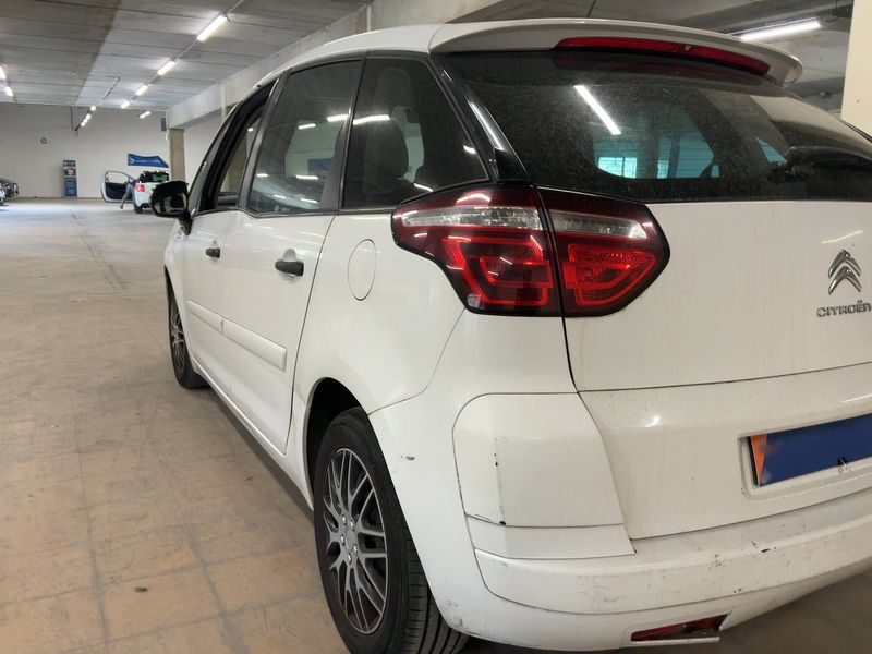 Citroen C4 Picasso 1.6 HDi Attraction 2011 – снимка 3