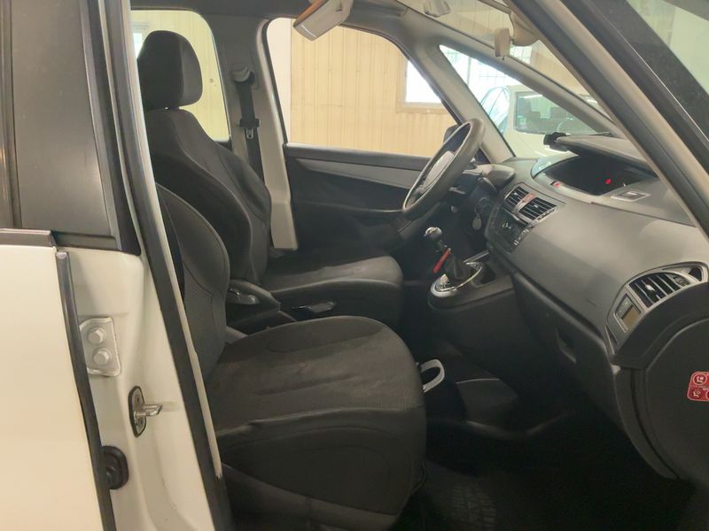 Citroen C4 Picasso 1.6 HDi Attraction 2011 – снимка 11