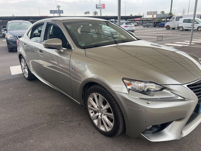 Lexus IS-Serie IS 300h 2014 – снимка 12