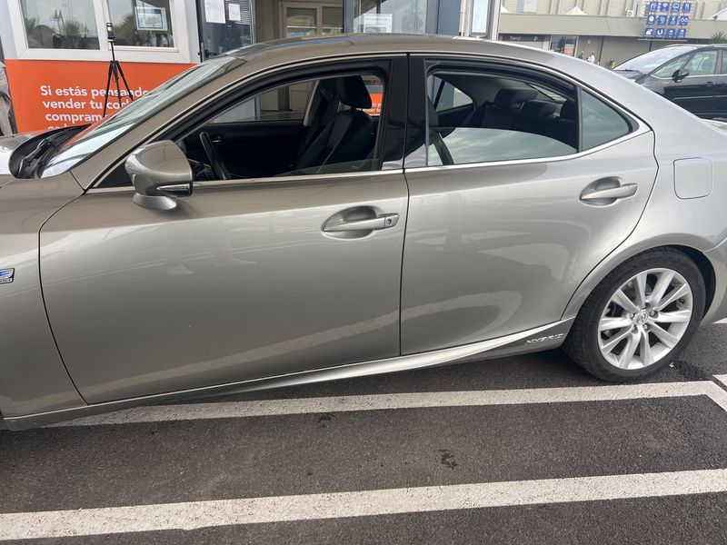 Lexus IS-Serie IS 300h 2014 – снимка 4