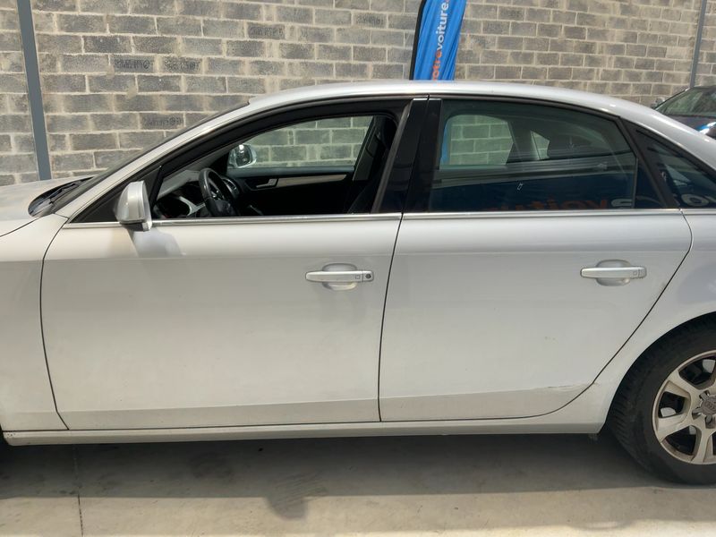 Audi A4 2.0 TDI Ambiente 2010 – снимка 4
