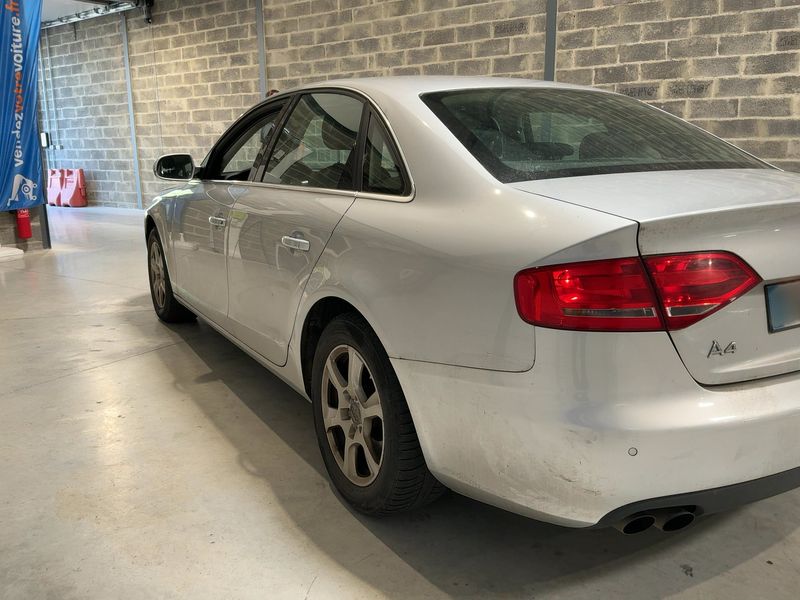 Audi A4 2.0 TDI Ambiente 2010 – снимка 6