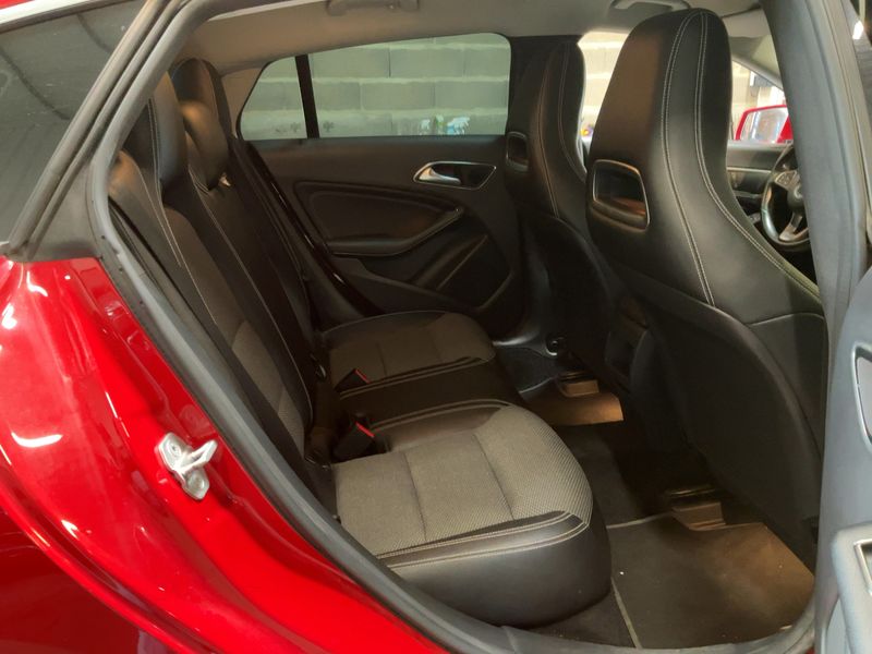 Mercedes-Benz CLA-Klasse CLA 180 Shooting Brake Inspiration 2015 – снимка 19