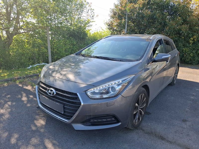 Hyundai i40 1.7 CRDi Creative 2016 – снимка 2