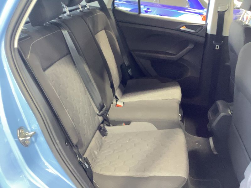 Volkswagen T-Cross 1.0 TSI Life 2024 – снимка 19