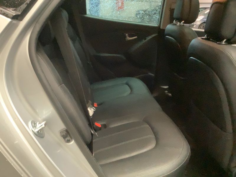 Hyundai ix35 2.0 GDI Style AWD 2014 – снимка 19