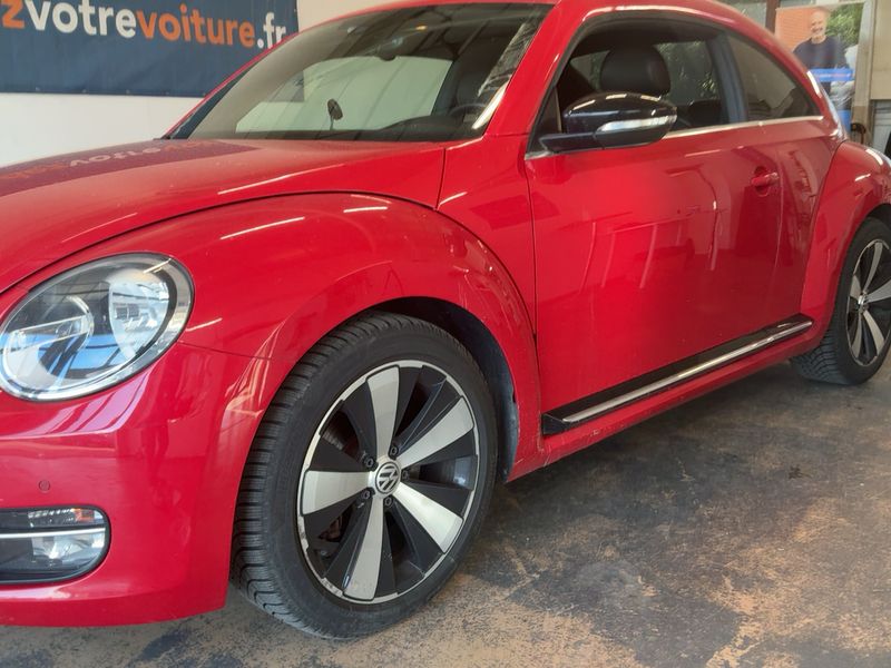 Volkswagen Beetle 2.0 TSI Sport 2011 – снимка 2