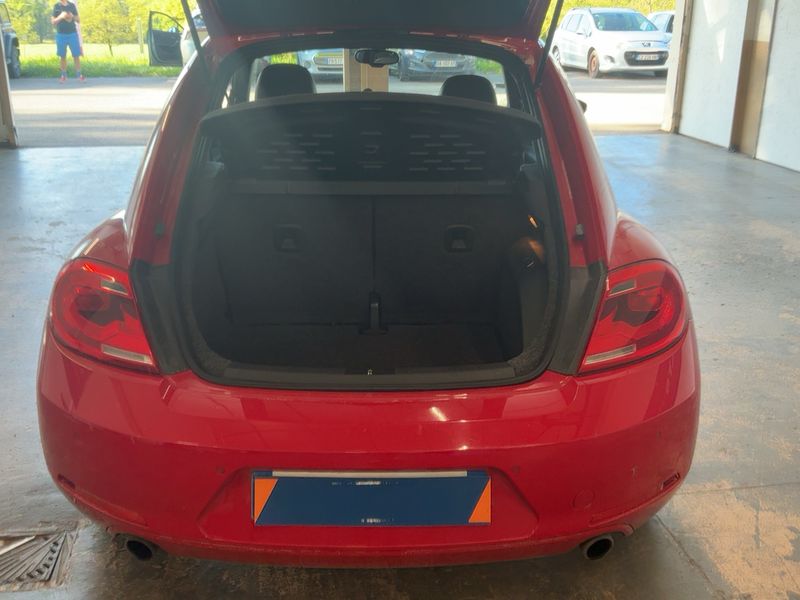 Volkswagen Beetle 2.0 TSI Sport 2011 – снимка 15