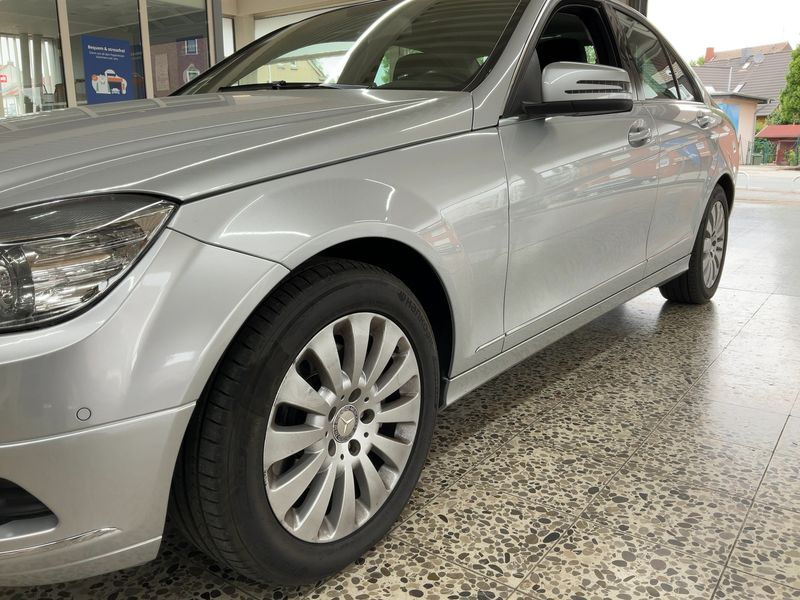 Mercedes-Benz C-Klasse C 300 Elegance 2010 – снимка 2