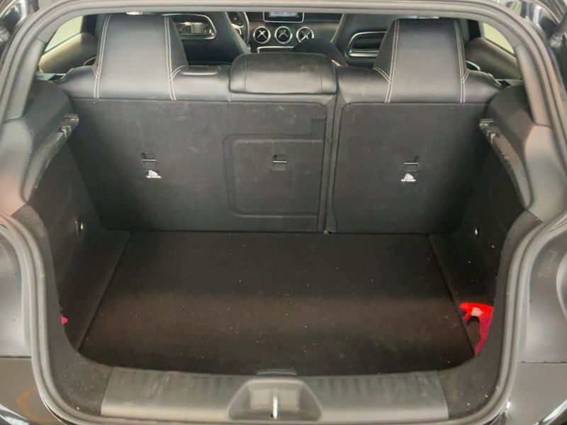 Mercedes-Benz A-Klasse A 180 CDI BlueEfficiency Urban 2017 – снимка 15