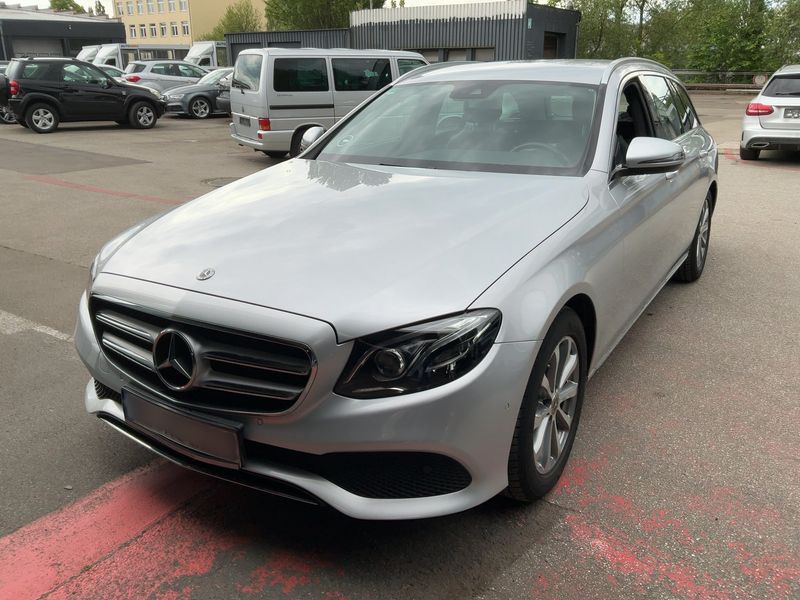 Mercedes-Benz E-Klasse E 200 T Avantgarde 2017 – снимка 1