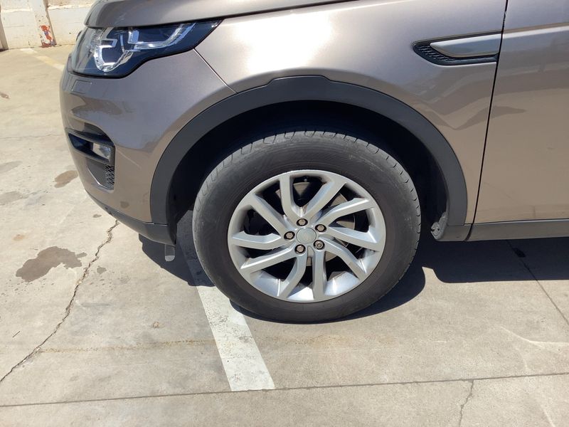 Land Rover Discovery Sport 2.0 Td4 SE AWD 2016 – снимка 3
