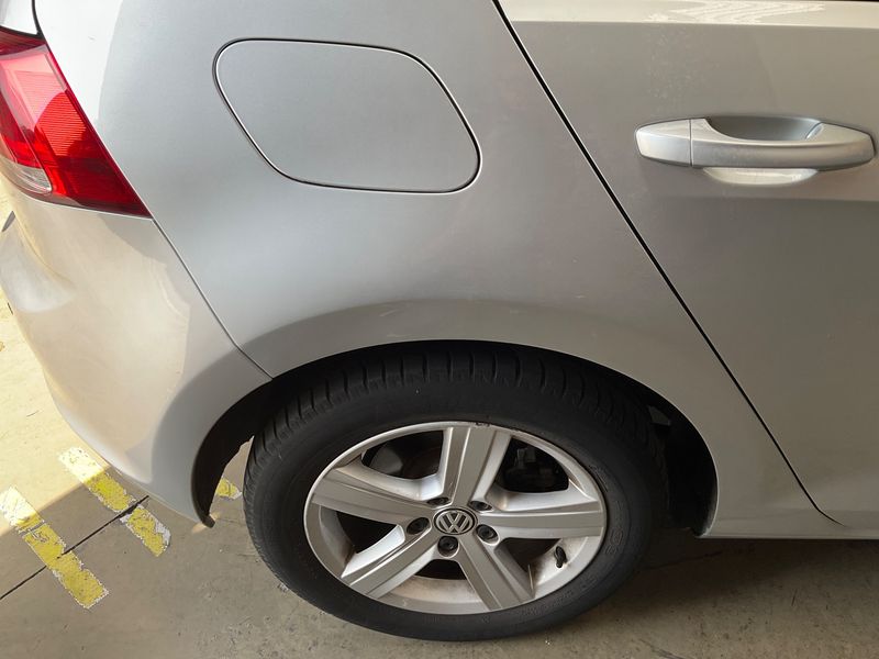 Volkswagen Golf VII 2.0 TDI Advance BlueMotion Tech 2014 – снимка 23
