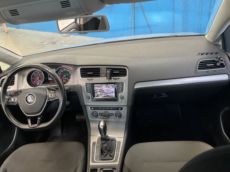 Volkswagen Golf VII 2.0 TDI Advance BlueMotion Tech 2014 – снимка 17